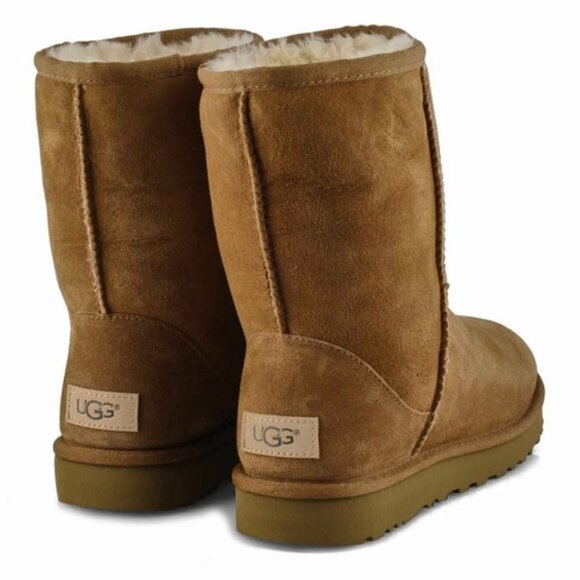 UGG Unisex Kids Classic Short Boots - Picture 5 of 7